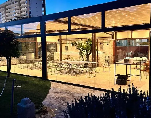 Executive L'orangerie Bb 3*